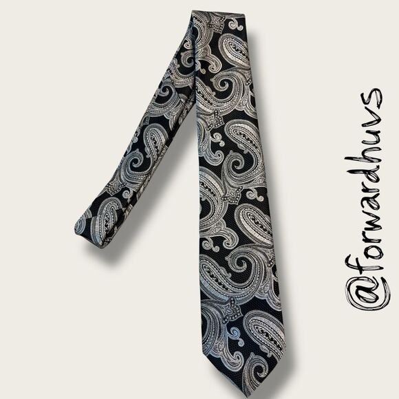 Christian Aujard Paris Black & Silver Paisley Necktie – 100% Polyester - Picture 8 of 9